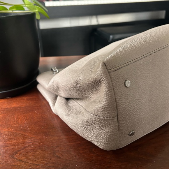 Tory Burch bag - Picture 9 of 11